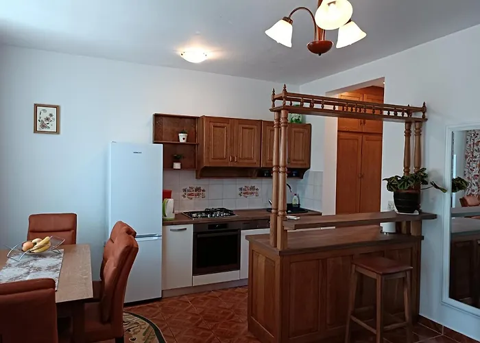 Apartments Ivicek